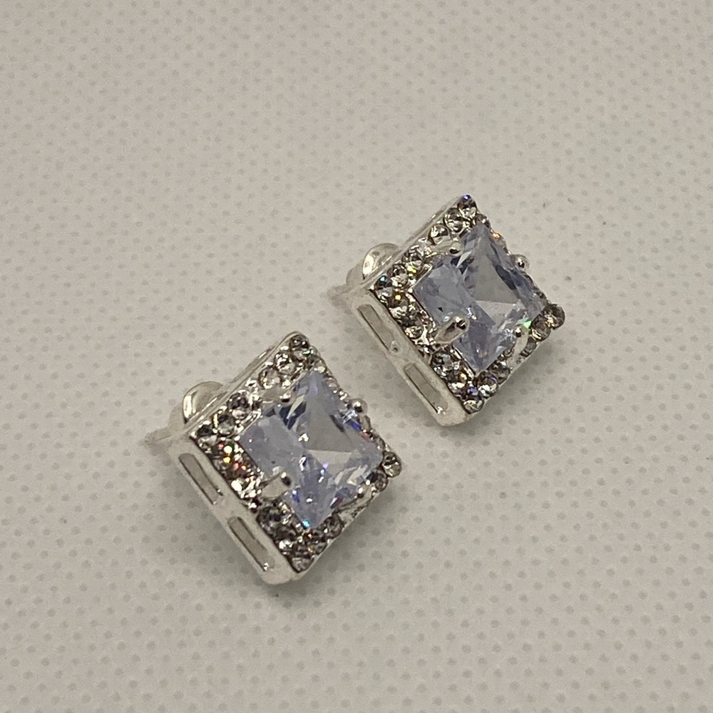 ⭐ 3/$18 ⭐ Diamond CZ Rhinestone Silver Square Stud Earrings ~ NWT